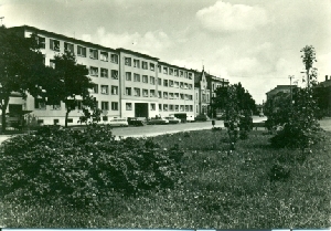 Břeclav - budova ONV - pohlednice, foto Z. Menec